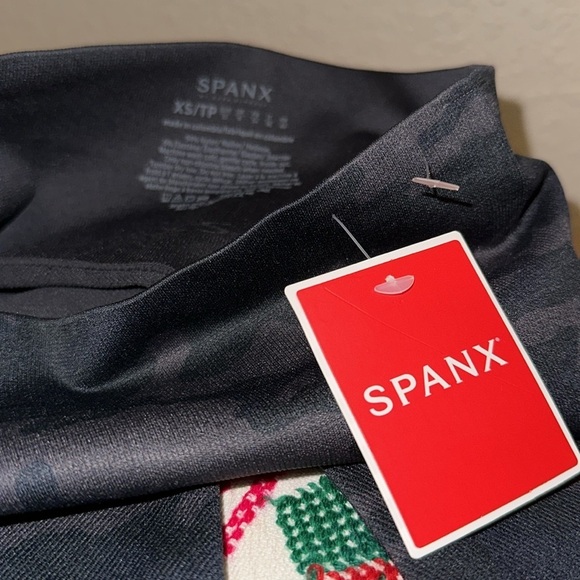 SPANX Camo Leggings - Picture 3 of 7